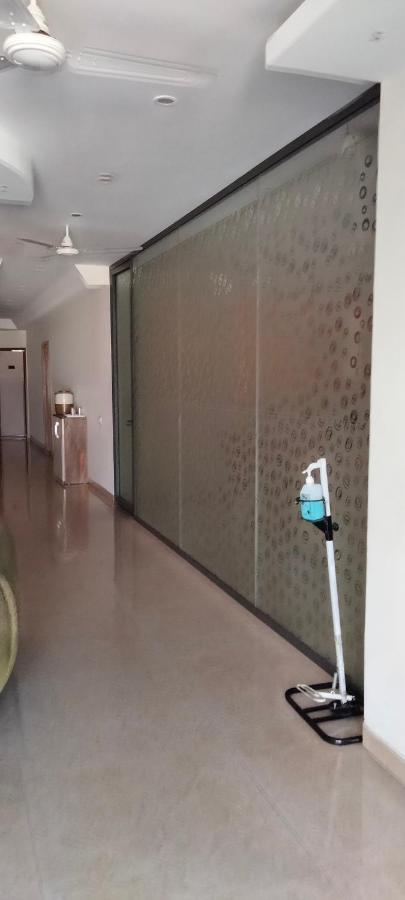 Hotel S.R. Residency Zirakpur Exterior foto