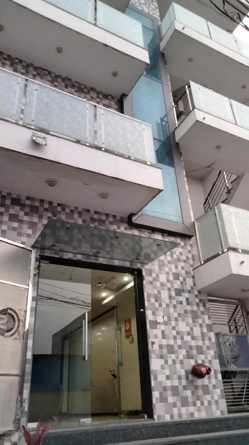 Hotel S.R. Residency Zirakpur Exterior foto