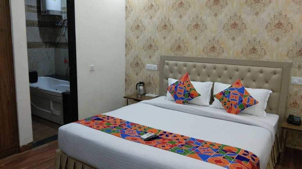 Hotel S.R. Residency Zirakpur Exterior foto